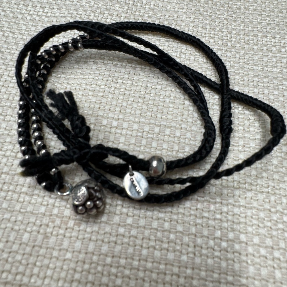 Chan Luu Woven Black & Silver Lotus Charm Closure Beaded Wrap Bracelet - Picture 3 of 13